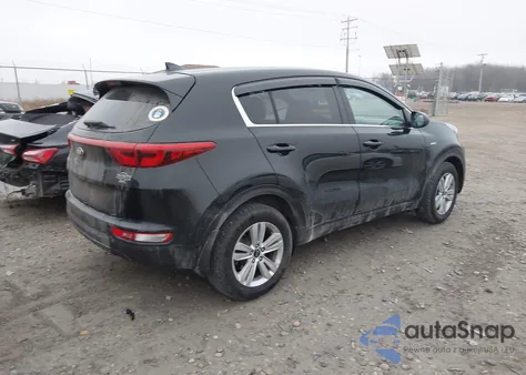 2017 Kia Sportage Lx z USA, uszkodzony, nr VIN KNDPMCACXH7154148